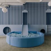 Bawić sala zabaw projekt Jasno. fot Zasoby Studio